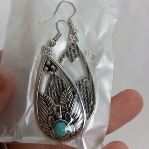2/30$ Or 3/$35 Western Boho Silver and Turquoise Feather Earrings (#0211)‎
